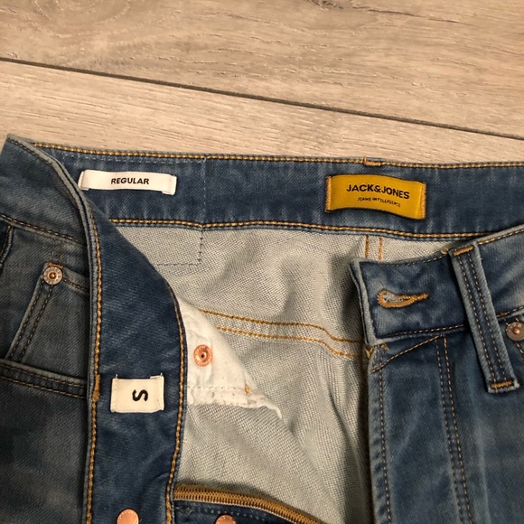 Jack and Jones Rick 002 Denim Shorts - Picture 4 of 4